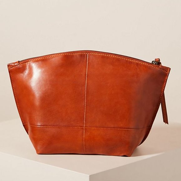 Anthropologie Handbags - Anthropologie Scarlett Winged Leather Clutch